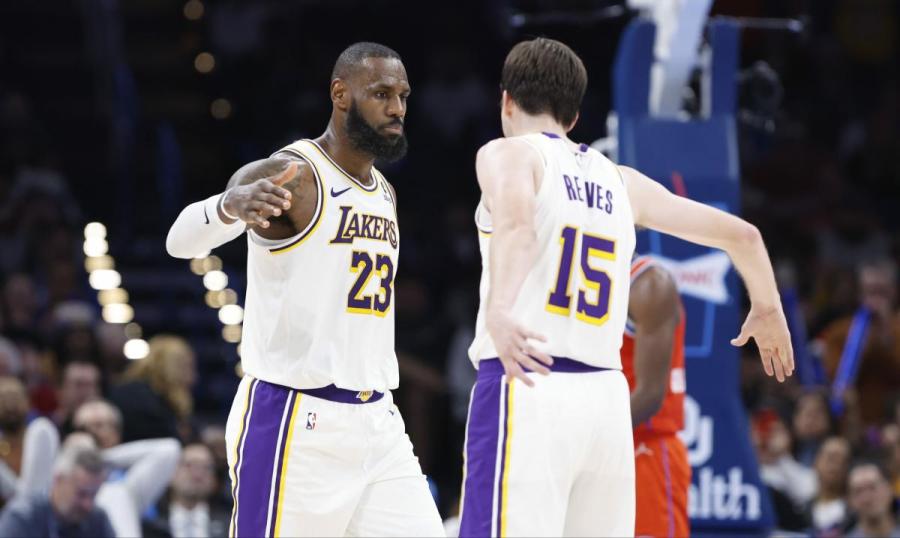 NBA Twitter reacts to Saturday's great game by Lakers, LeBron James