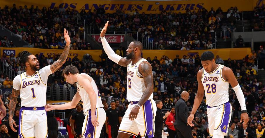 Lakers vs. Blazers Final Score: D'Angelo Russell leads way to blowout -  Silver Screen and Roll