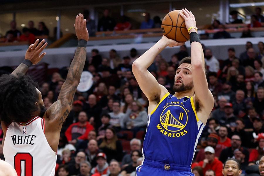 Thompson shows off range as Warriors overtake Bulls | ABS-CBN News