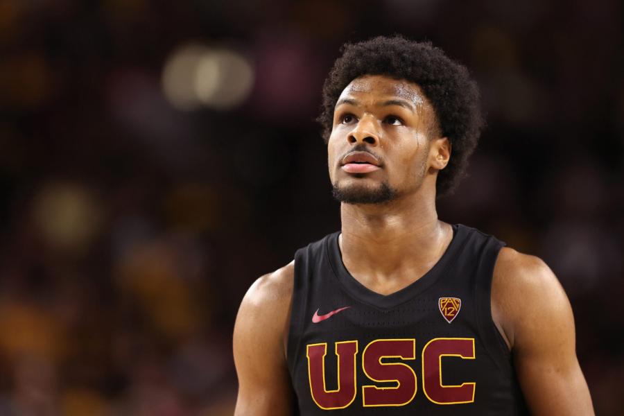 Bronny James Hits Head on Sign During Pre-Game Warmups: USC Trojans Lose  82-67 - BVM Sports