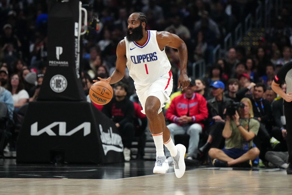 2024-03-18t051010z-942123310-mt1usatoday22803490-rtrmadp-3-nba-atlanta-hawks-at-los-angeles-clippers