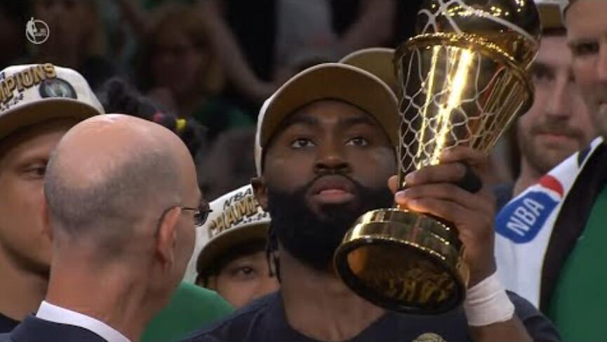 NBA / 【影片】杰倫布朗當選冠軍賽MVP！攜手綠軍狂創8紀錄，與泰托姆擁抱慶祝！