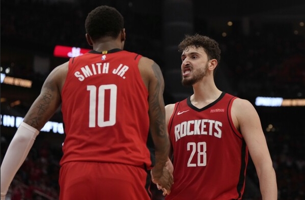 火箭隊G2出奇招，5+1射手進9人輪換，范弗利特恐讓位？3鐵閘消耗柯瑞