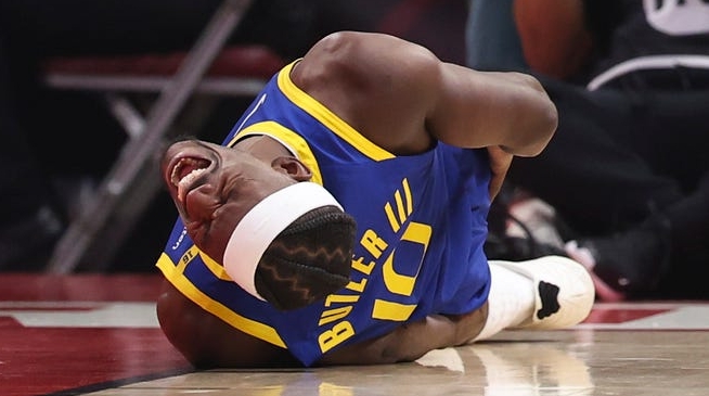 湯普森稱撞傷巴特勒純屬無意！想故意弄傷人很難，追夢承認曾試圖阻攔他