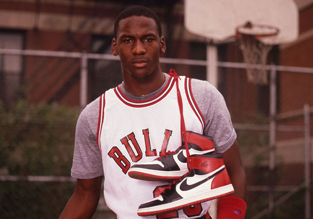 Michael Jordan Signed His Nike Contract On This Day 32 Years Ago - SneakerNews.com