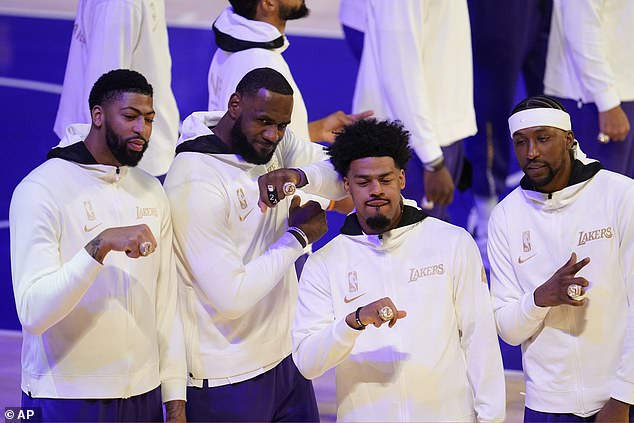 LA Lakers collect their 2019-20 championship rings but LeBron James and Co lose in NBA season-opener | Daily Mail Online