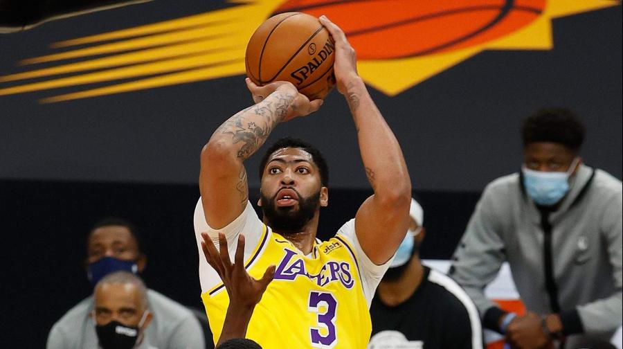 Anthony Davis Reveals Lakers Coach's One Big Season Demand | Heavy.com