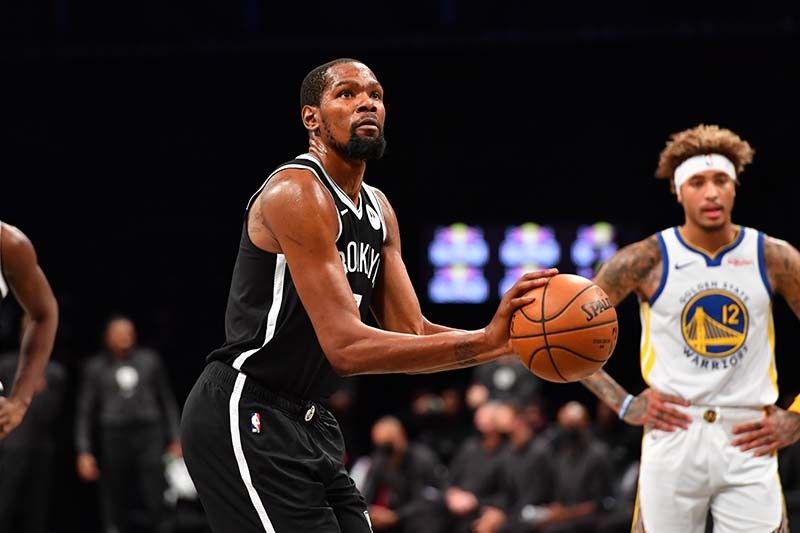 Durant makes triumphant return as Nets thrash Warriors in NBA opener | Philstar.com