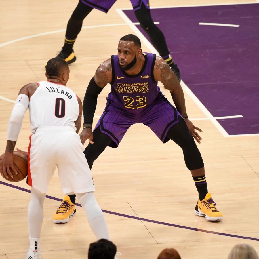 Damian Lillard Picks LeBron James as His Choice for 2019-20 MVP - Blazer's Edge