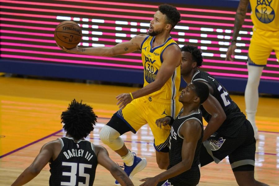 Curry scores 30 after career night, Warriors beat Kings | Taiwan News | 2021/01/05