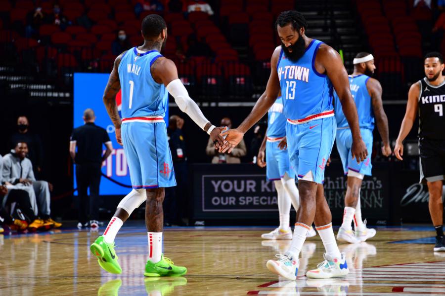 John Wall, DeMarcus Cousins Confronted James Harden In Team Meeting