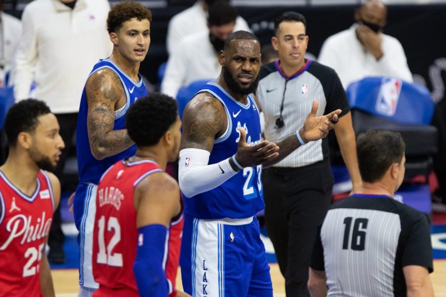 LeBron James called for flagrant foul against 76ers Joel Embiid