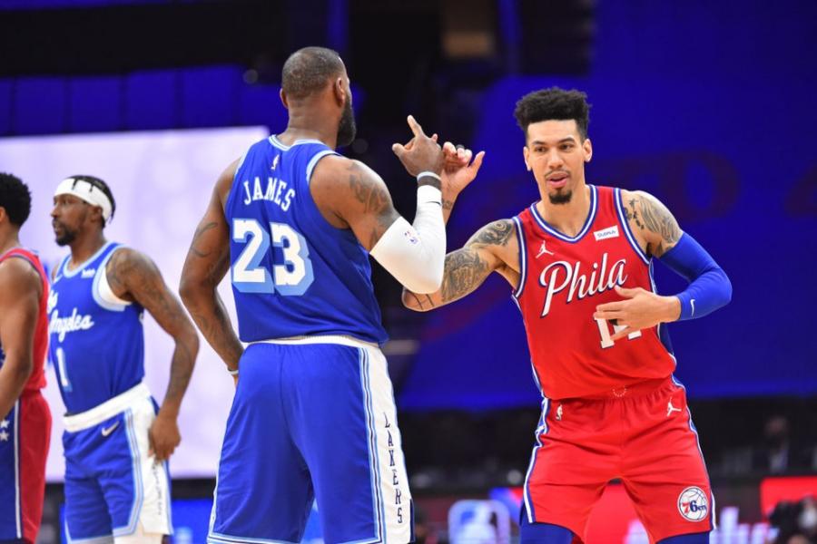 Com cesta a dois segundos para o fim, Sixers batem os Lakers no duelo dos líderes de conferência | nba | ge