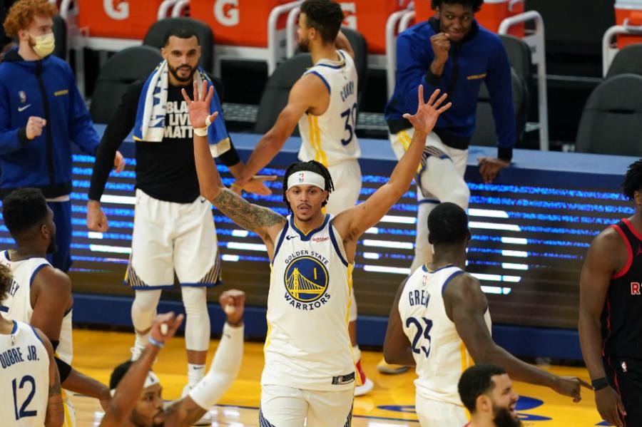 NBA: Warriors down Raptors on off night for Stephen Curry | ABS-CBN News