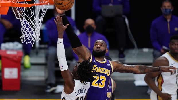 LeBron James, Anthony Davis lead Los Angeles Lakers' dismantling of New  Orleans Pelicans - TSN.ca