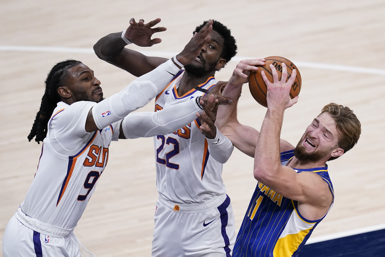 Bridges, Booker help Suns break through with win at Indiana | The Seattle Times