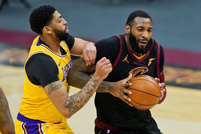 LeBron scores 46, Lakers beat Cavs to stay perfect on road - Winnipeg Free Press