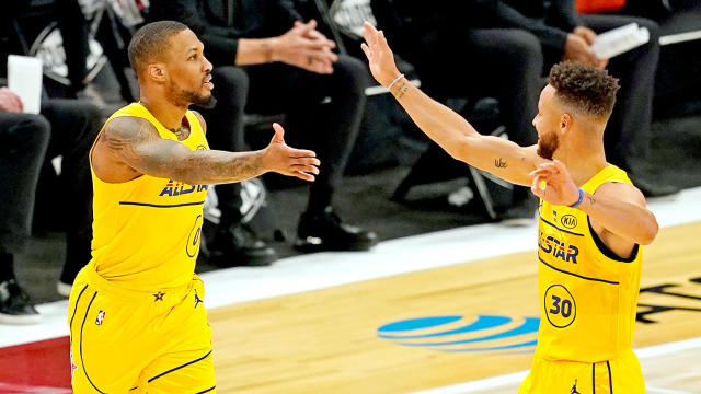 NBA All-Star Game: Stephen Curry, Damian Lillard trade half-court shots for  Team LeBron, and Twitter explodes - CBSSports.com