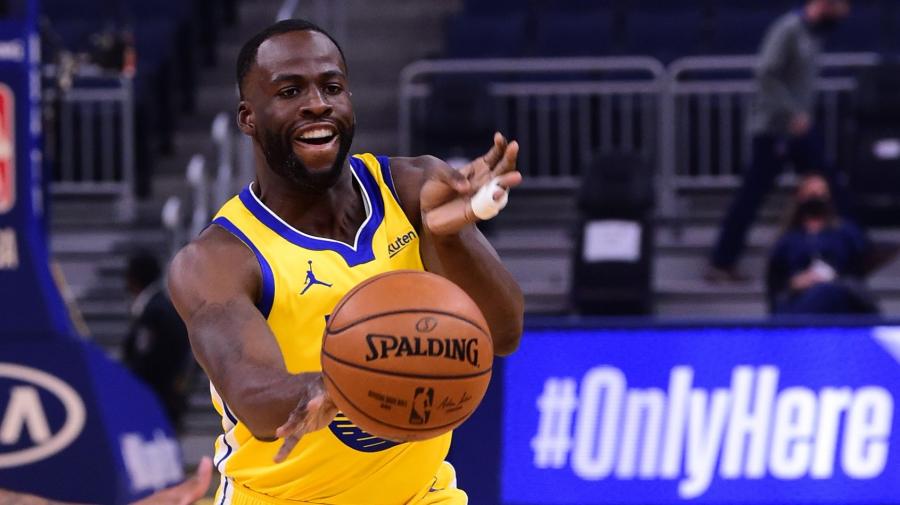 Golden State Warriors' Draymond Green has 19 assists, called 'a master' of  passing by Stephen Curry