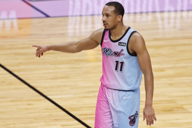 NBA: Avery Bradley tested positive for COVID; '