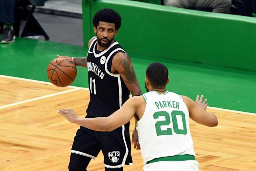 Plastic water bottle thrown at Kyrie Irving after Nets' victory in Boston - NBA News Updates