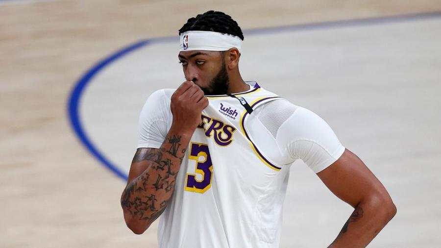 Anthony Davis 'starting from zero' with Lakers after injury