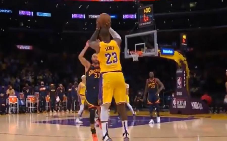 LeBron James saw three rims when he made big 3-pointer