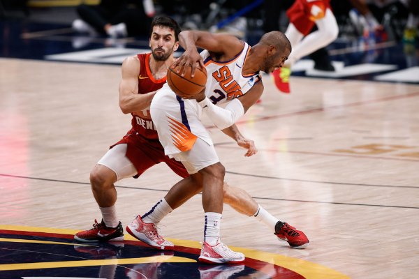 Suns&#39; Chris Paul Leaps Over LeBron James in Age-Old Record After Reaching WCF - EssentiallySports