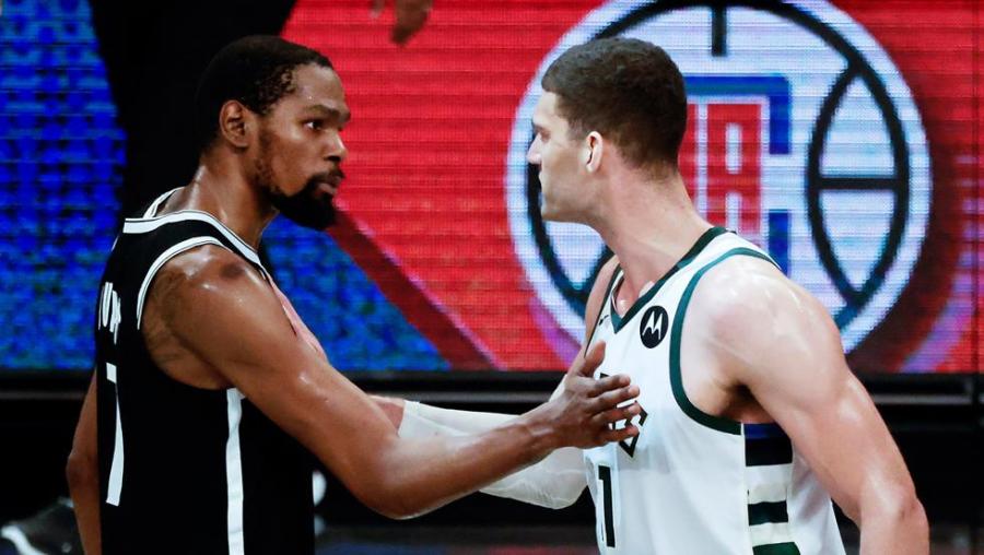 Brook Lopez salvó la temporada de los Bucks con este tapón a Durant