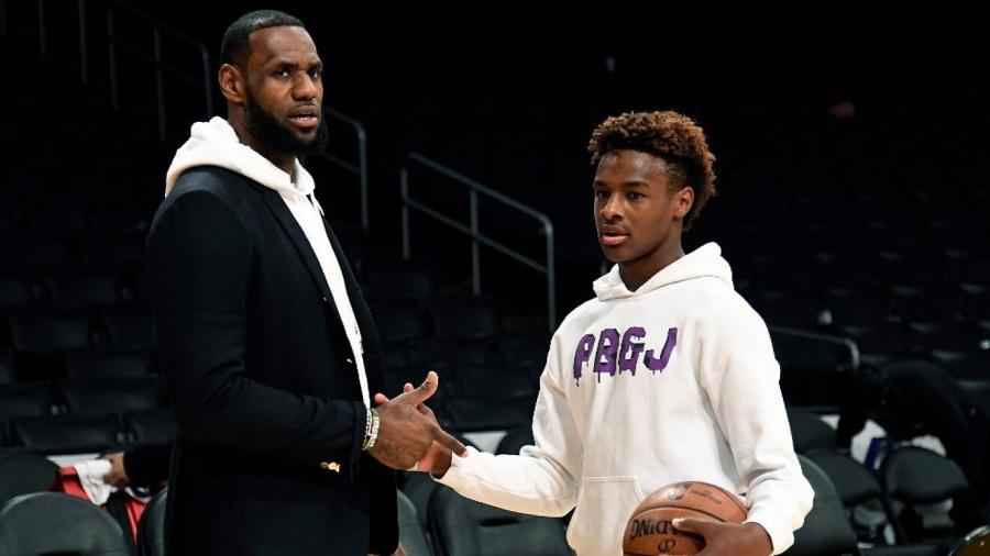 Bronny James to miss rest of high school basketball season through injury |  Marca