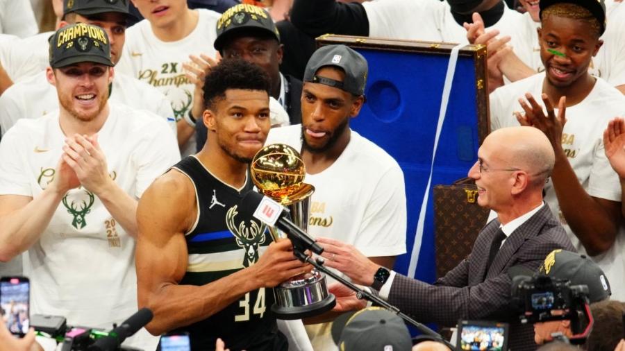 It was a little bit awkward at the dinner table because Kostas got his ring before me&quot;: Giannis Antetokounmpo celebrates winning the 2021 NBA Championship while making a joke | The SportsRush