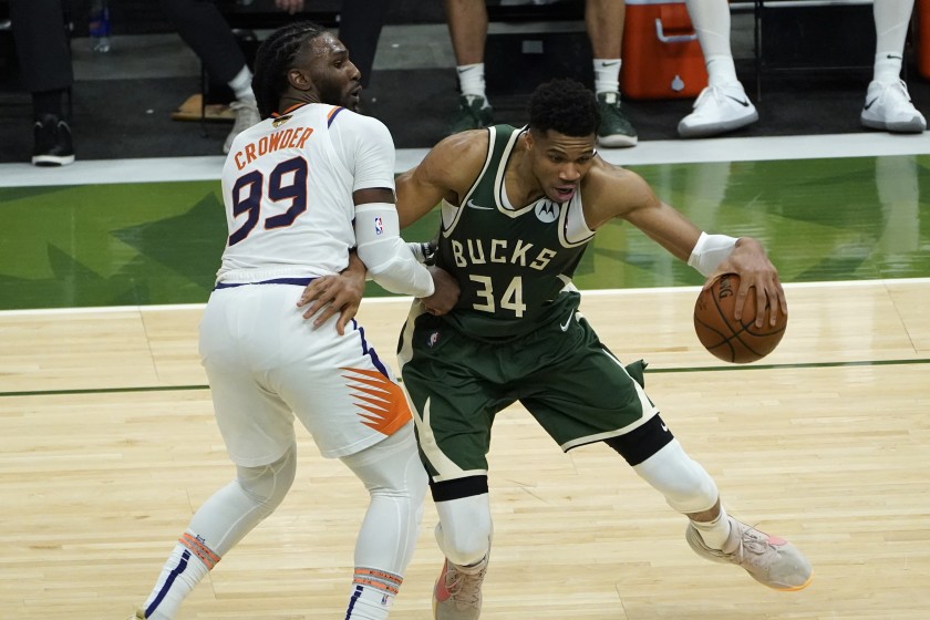 Bucks win Game 3 behind Giannis Antetokounmpo&#39;s 41 points - Los Angeles Times