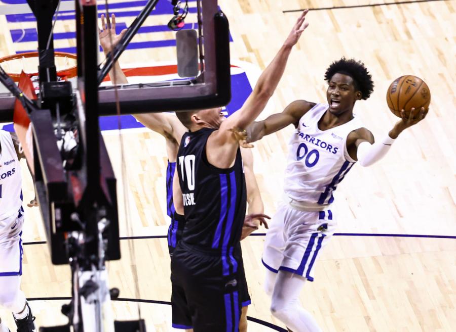 Watch: Warriors&#39; Jonathan Kuminga steals then dunks in summer league