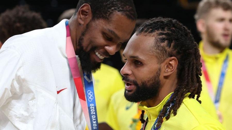 Tokyo Olympics 2021 | Patty Mills crashes Kevin Durant video after  basketball medal ceremony