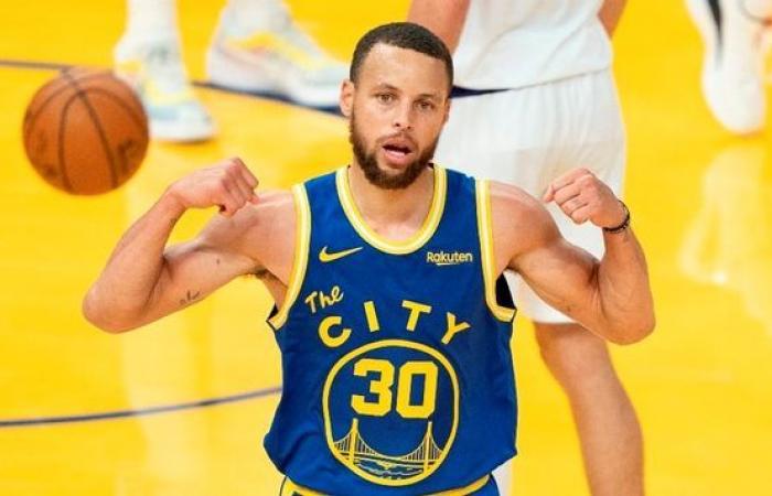 Stephen Curry reacts to his historic $ 215 million extension