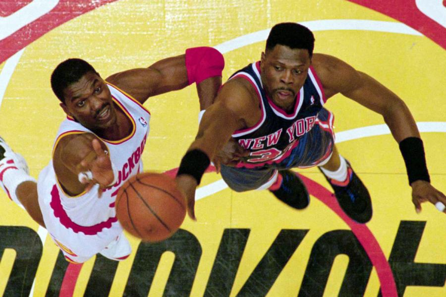 i&gt;Sports Illustrated&lt;/i&gt; Finally Admits Hakeem Olajuwon Would Have Crushed Michael Jordan: Houston Titles Validated