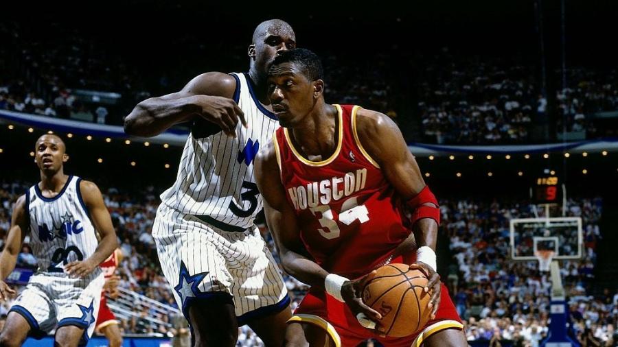 The top 4 centers of the 1990s – Hakeem Olajuwon - CGTN