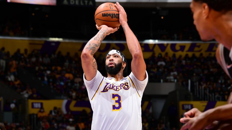 Lakers coach Vogel hails Davis after AD &#39;imposes his will&#39; in win | Stadium  Astro - English