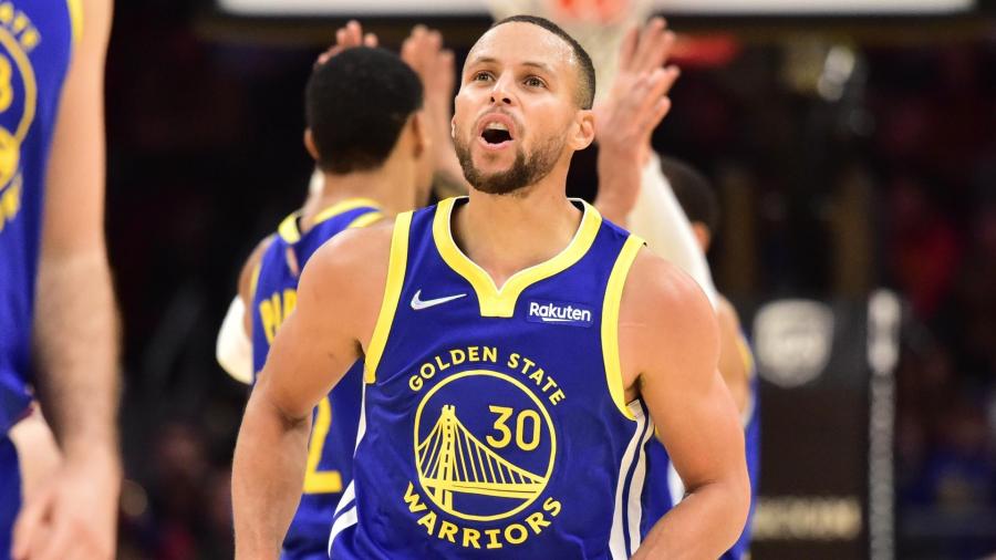 One Play: How Warriors star Stephen Curry picks defences apart without  touching the ball | Sportingnews