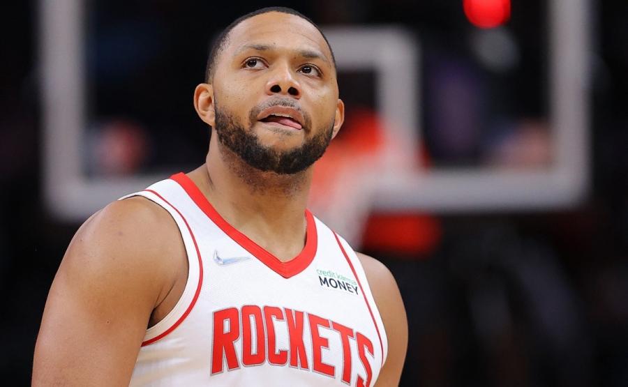 NBA: Eric Gordon led the Rockets&#39; comeback in the final period against the Hawks - Arout