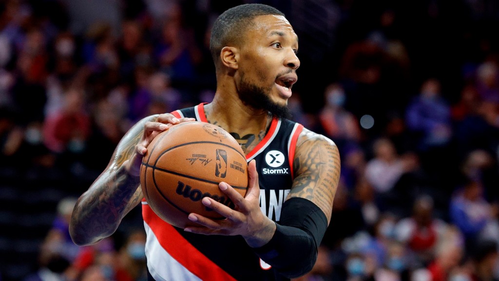 Damian Lillard scores for the first time in his career to be eliminated after a futile 39-point performance against the Pelicans - News7h