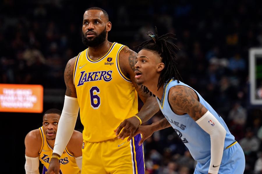 Ja Morant Outduels LeBron James as Grizzlies Beat Lakers 104-99 - News  Update