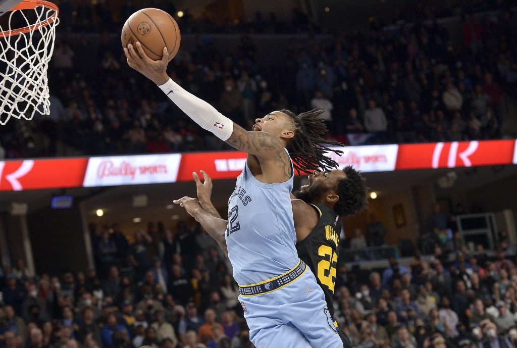 Morant scores 29, Grizzlies beat Warriors for 10th straight