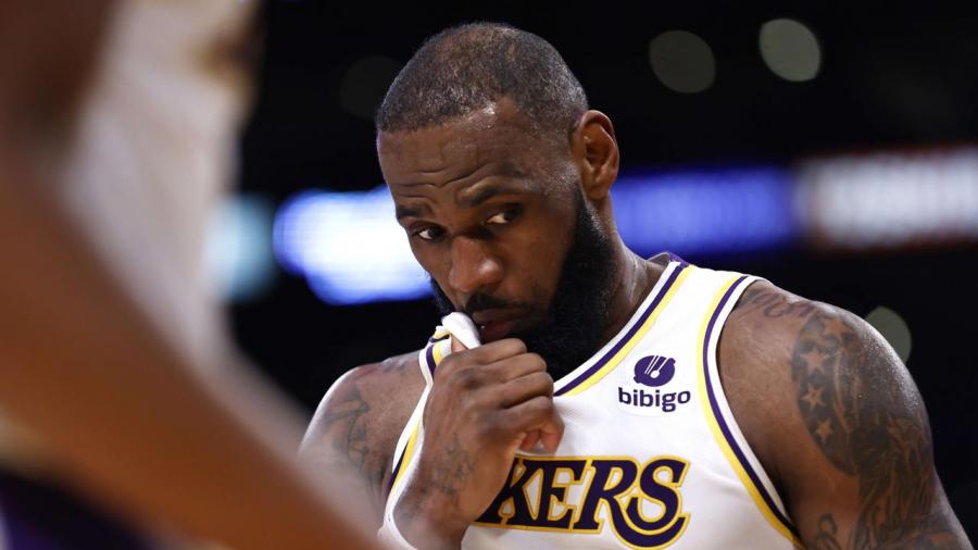 NBA news 2022: Crowd turns on LeBron James as Los Angeles Lakers suffer  embarrassing defeat | news.com.au — Australia&#39;s leading news site