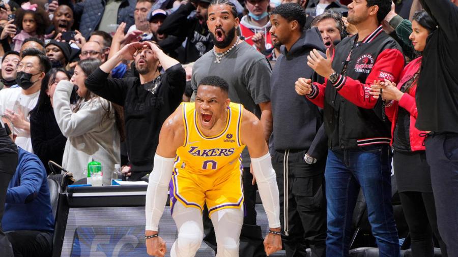 Lakers' Russell Westbrook stuns Drake with miraculous clutch steal, 3-pointer to force OT in win vs. Raptors - CBSSports.com