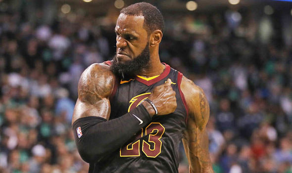 LeBron-James-will-reportedly-tell-the-Cleveland-Cavaliers-of-his-decision-tomorrow-973138