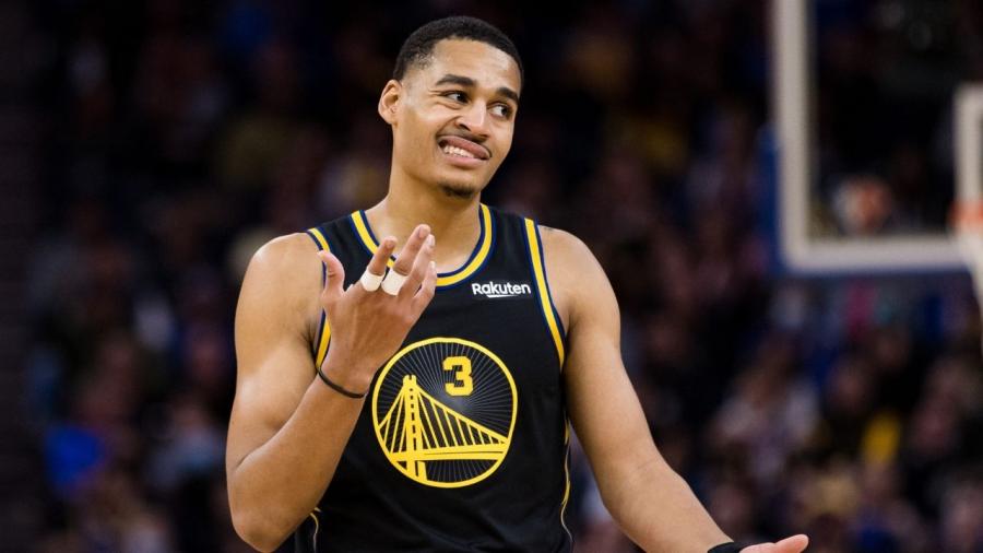 Jordan Poole tried his best to do a Draymond Green impression!": NBA  Twitter mocks the Warriors' young star for his half-court heave against the  Suns - The SportsRush