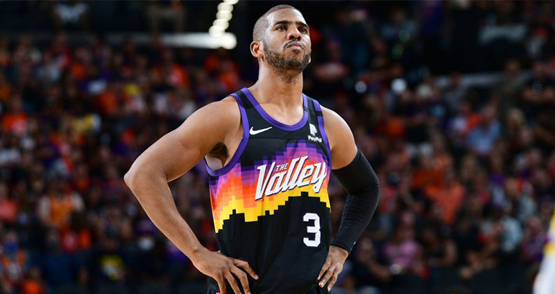 軍神WFH 也可以？美媒爆Chris Paul 透過家人在場邊向太陽指導戰術，網：「開上帝視角不算作弊嗎XD？」 - COOL-STYLE 潮流生活網