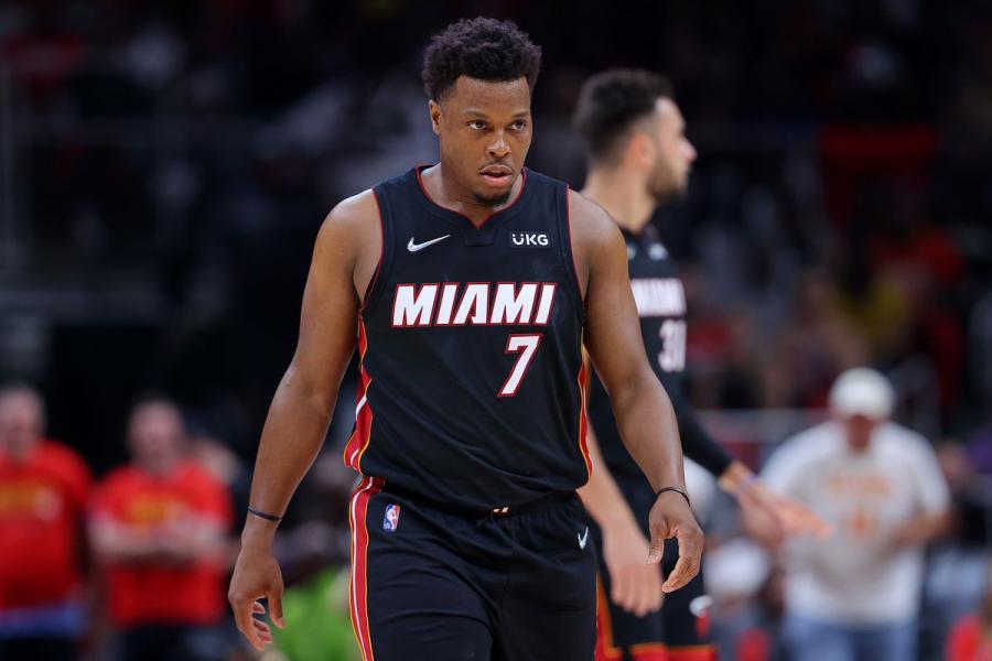 Kyle Lowry injury updates: Heat PG won't return in Game 3 vs. Hawks after  leaving with leg injury - DraftKings Nation