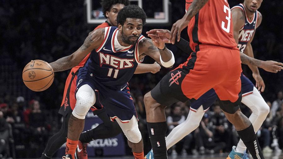 Kyrie Irving scores 42 points, Nets beat Rockets to move to 8th | Fox Metro News